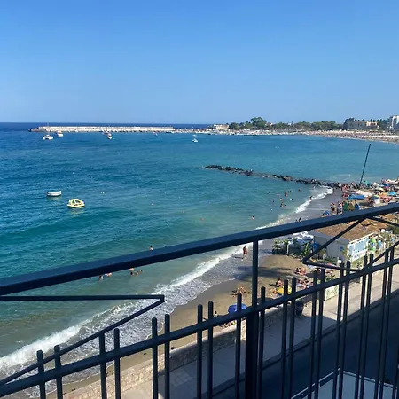 公寓 La Mansarda *