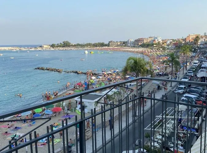 La Mansarda アパート *