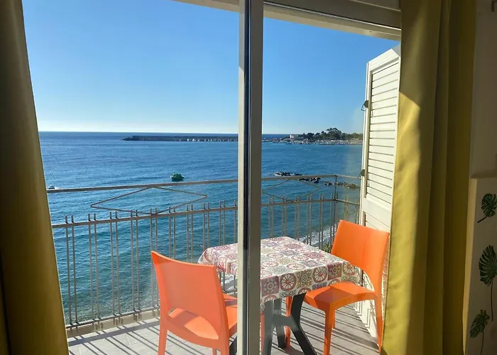 La Mansarda Apartament Giardini-Naxos